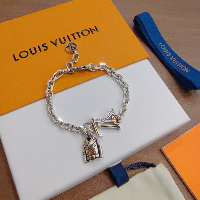 Louis Vuitton UA Padlock Chain Bracelet Silver view
