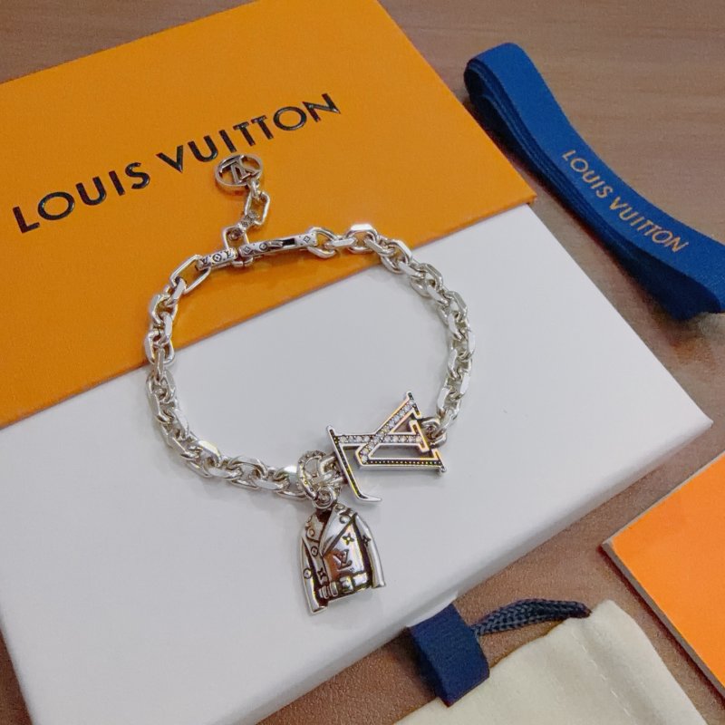 Louis Vuitton UA Padlock Chain Bracelet Silver view