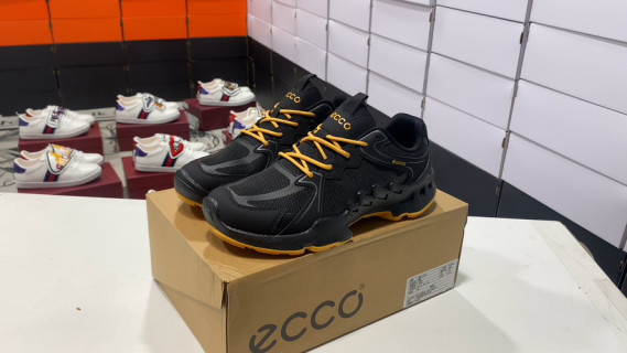 ECCO Biom 2.0 Trail Runner 1:1 Rep Black Yellow Gum Sole