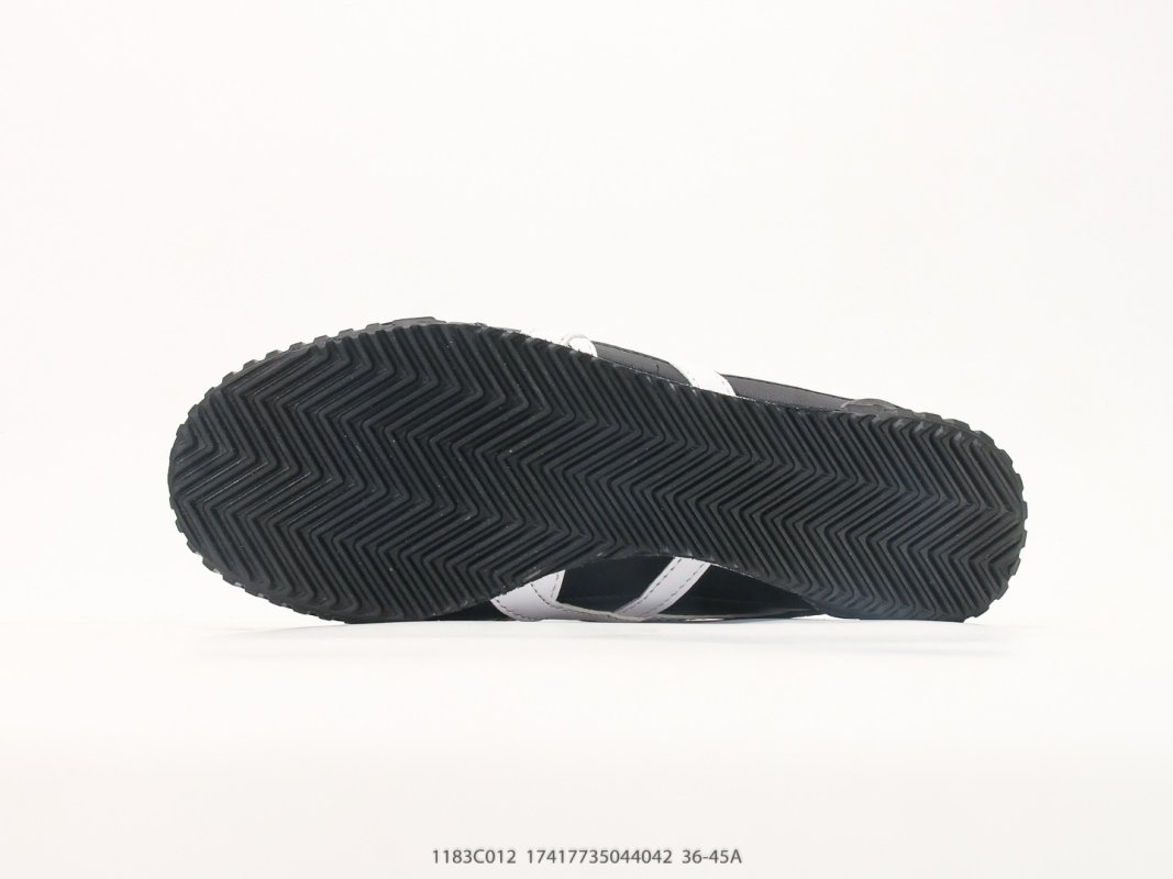 Onitsuka Tiger Mexico Mid Runner Black White Sabot Slip-On view