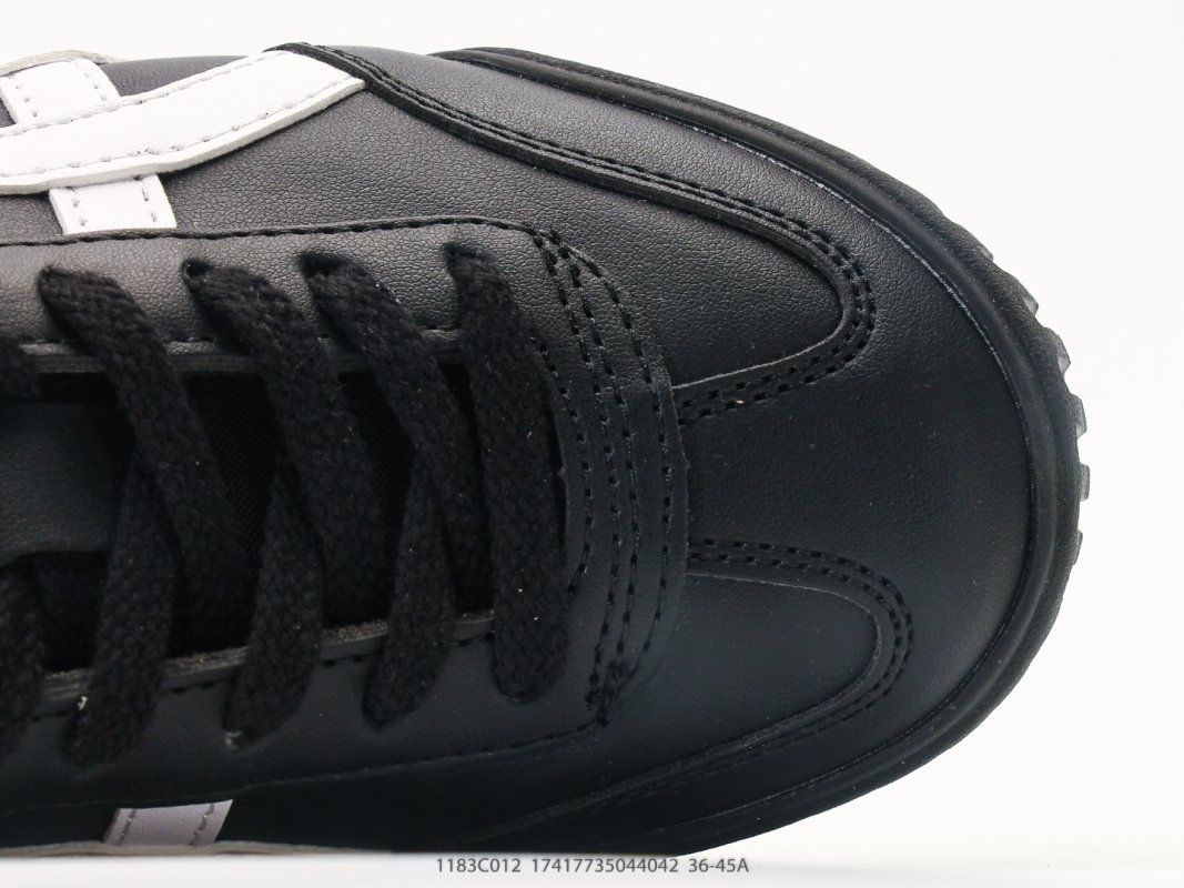 Onitsuka Tiger Mexico Mid Runner Black White Sabot Slip-On view