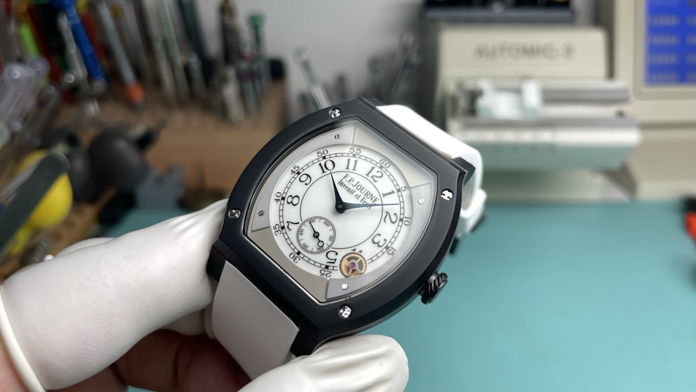 F.P. Journe Élégante 48mm Titanium Flat Tortue White Dial UA Replica view