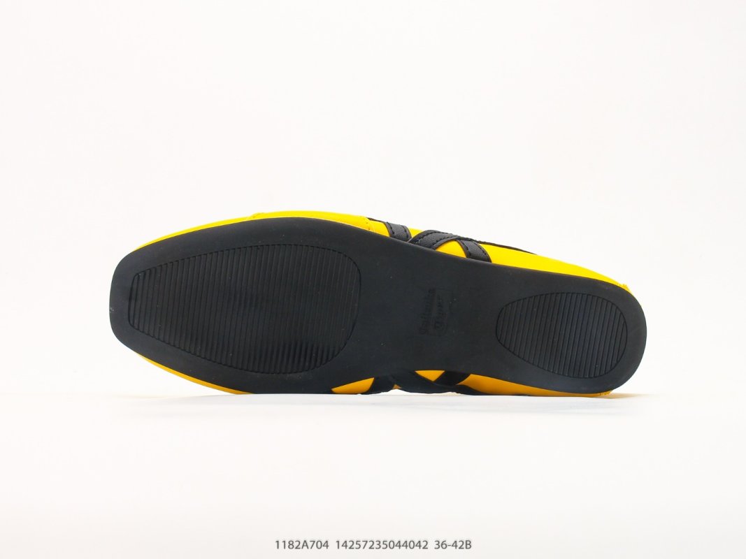 Onitsuka Tiger Gymnarina Yellow Black Ballet Slip-On view
