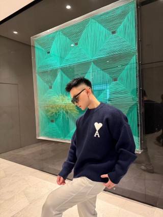 Ami Paris Heart Logo Crewneck Sweater Navy view 2