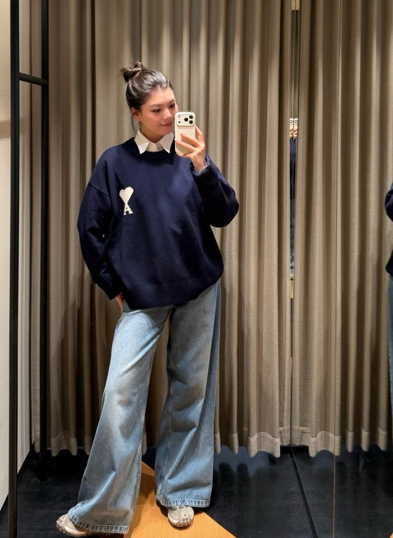 Ami Paris Heart Logo Crewneck Sweater Navy view