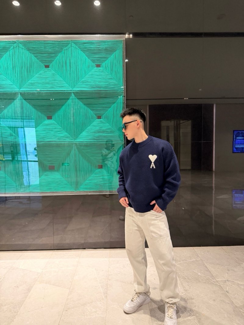 Ami Paris Heart Logo Crewneck Sweater Navy view