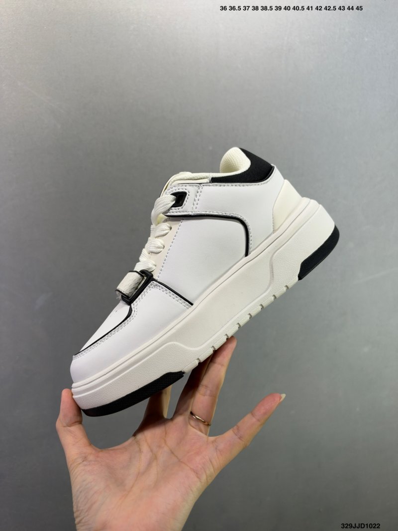 MLB Chunky Liner New York Yankees White Black Low-Top Sneaker view