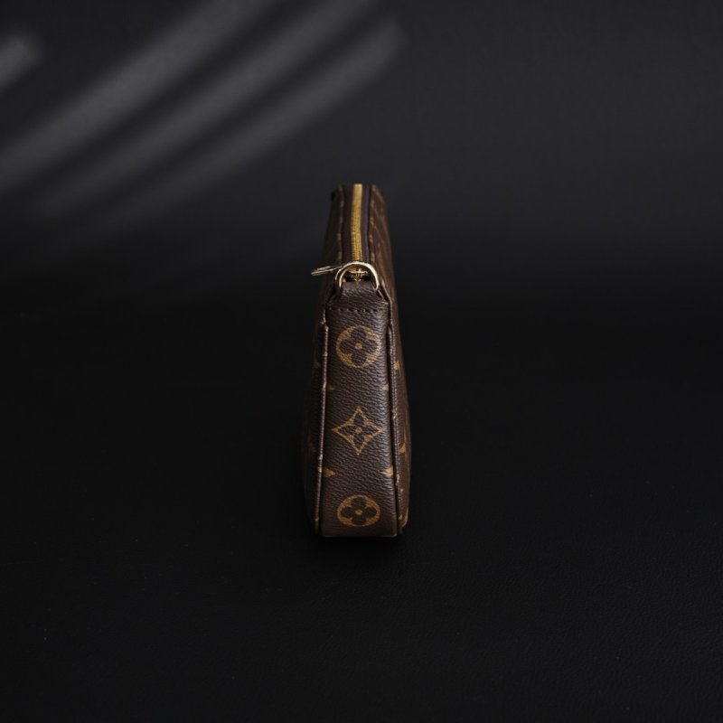 Louis Vuitton Pochette Accessoires Monogram Canvas Replica view