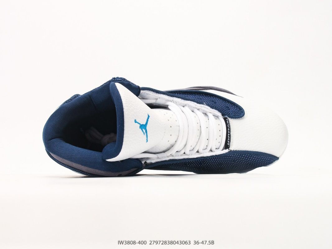 Jordan Air Jordan 13 Retro Black Panther Navy Blue White view