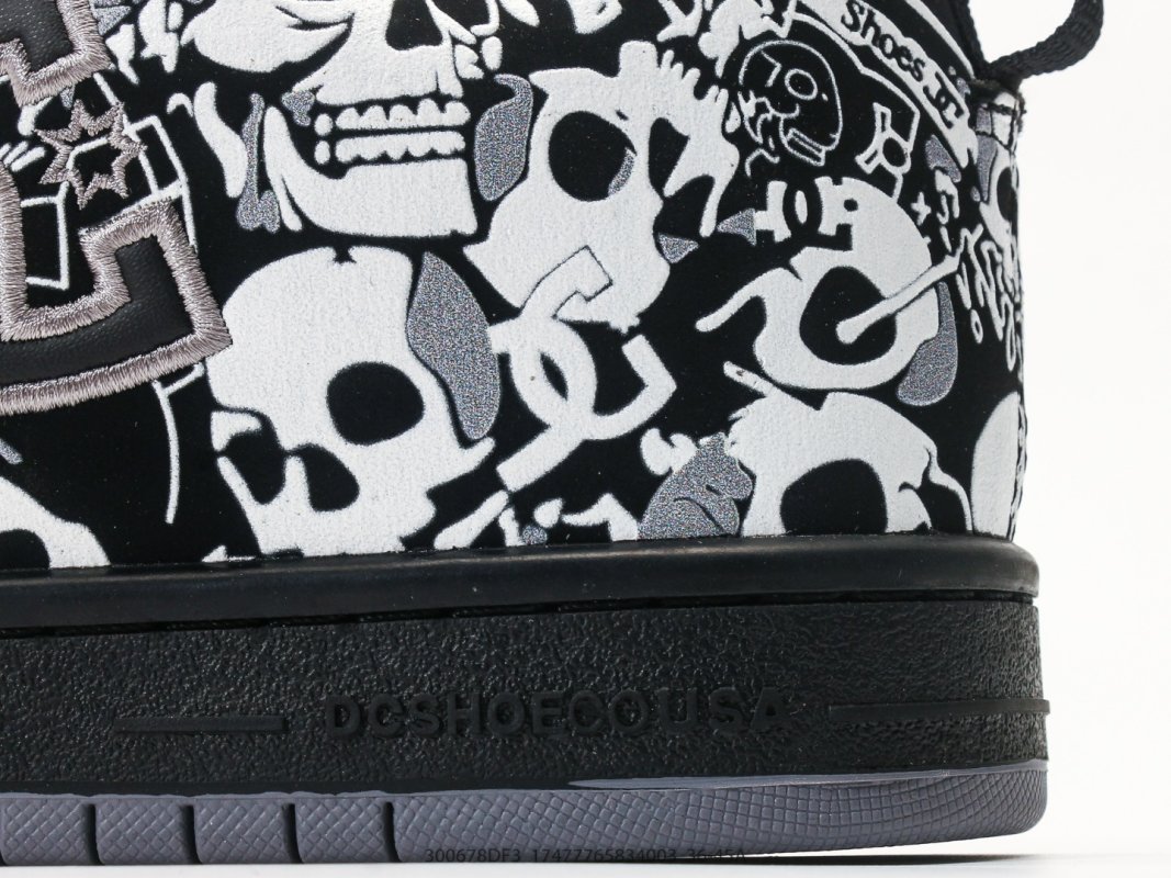 DC Shoes Court Graffik Low Black White Graffiti Skate Sneaker view