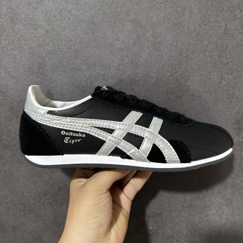 Onitsuka Tiger Runspark Black White Low-Top Casual Sneaker view