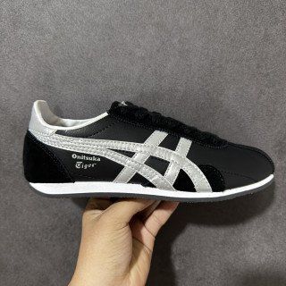 Onitsuka Tiger Runspark Black White Low-Top Casual Sneaker view 2