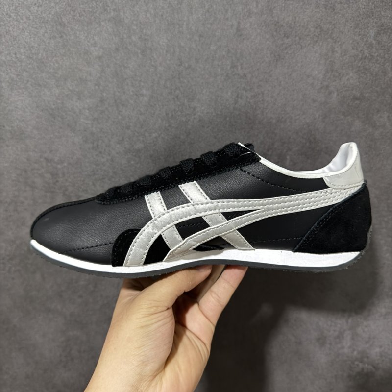 Onitsuka Tiger Runspark Black White Low-Top Casual Sneaker view