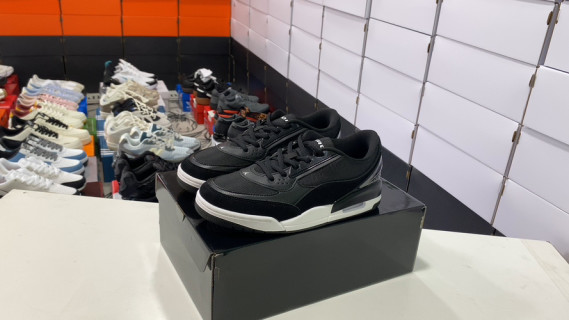 Jordan Air Jordan Ultra Phantom Black White Low Basketball Shoe
