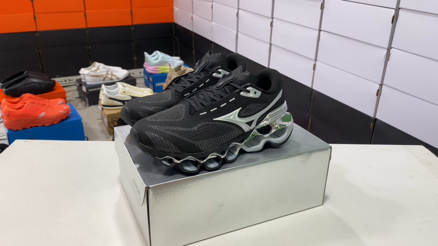 Mizuno Wave Prophecy 15 Black White Running Shoe