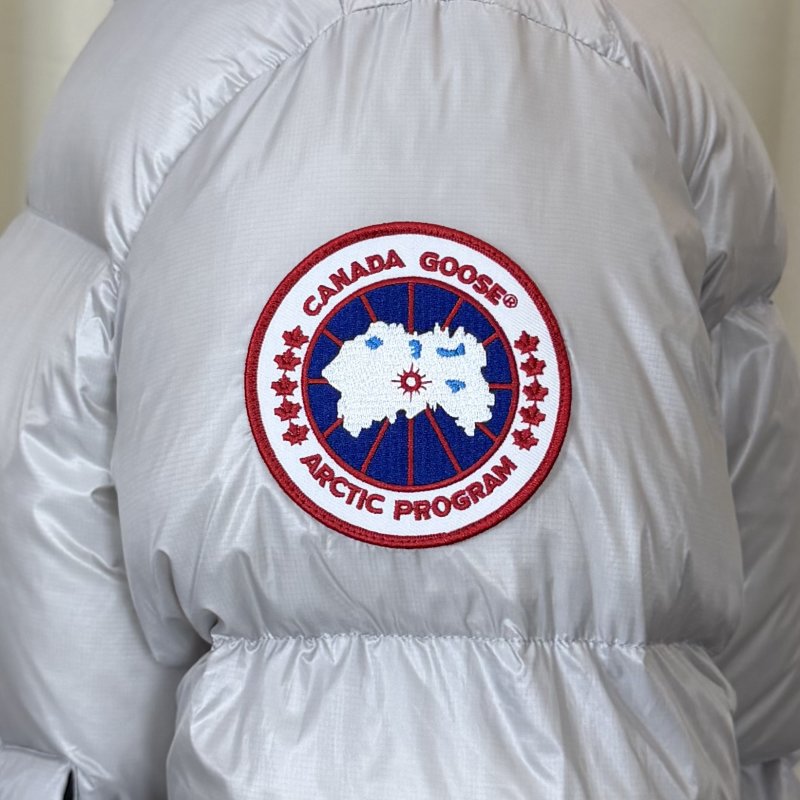 Canada Goose Puffer Parka Grey White Red Label UA Replica view