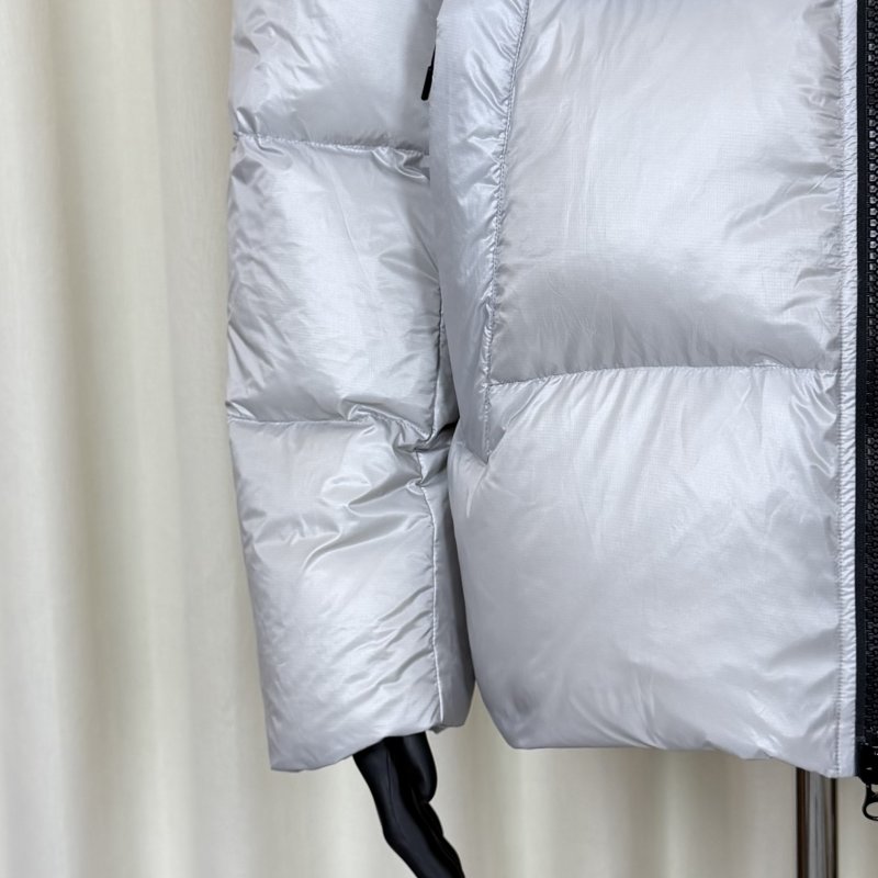 Canada Goose Puffer Parka Grey White Red Label UA Replica view
