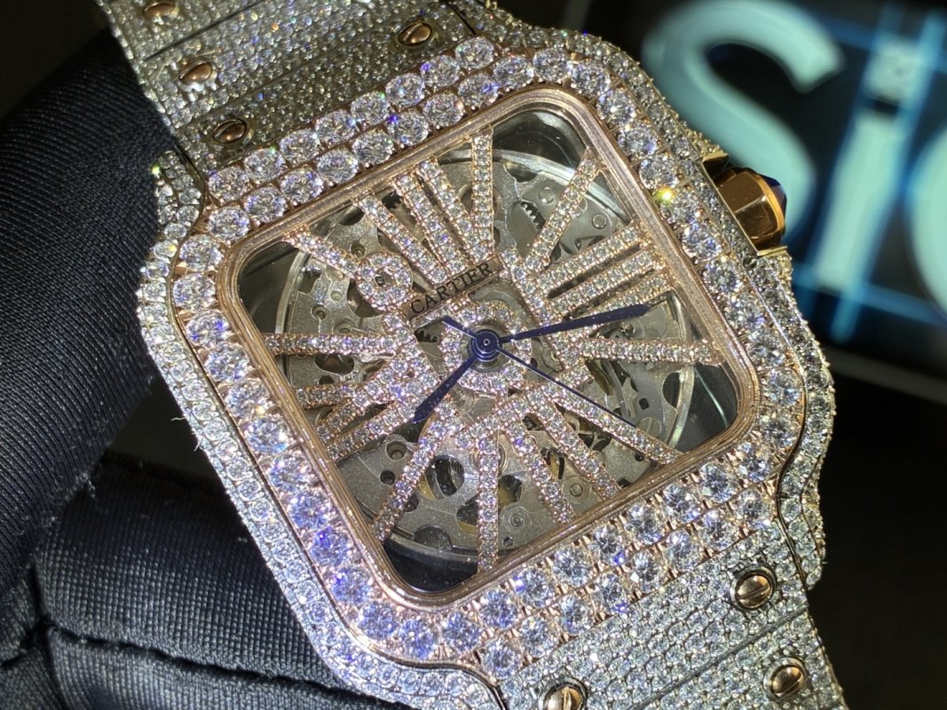Cartier Santos Full Diamond Moissanite Watch Replica - D Color VVS view