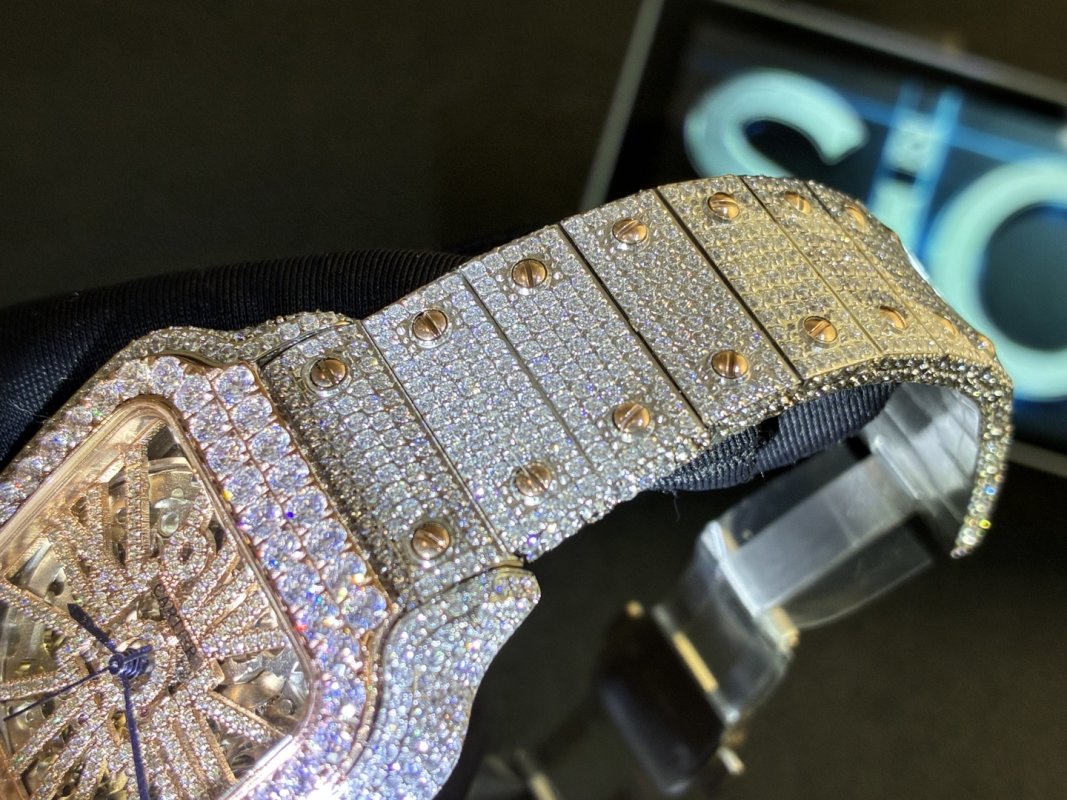 Cartier Santos Full Diamond Moissanite Watch Replica - D Color VVS view