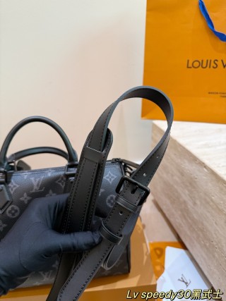 Louis Vuitton Speedy 30 Soft Monogram Noir Replica view 6