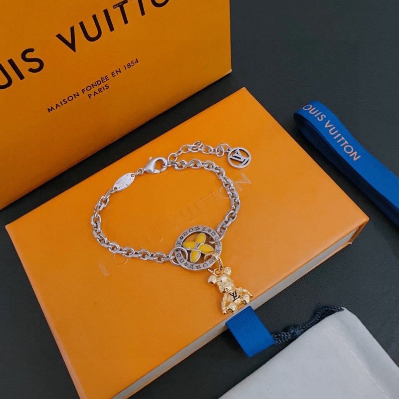 LV Cuban Chain Link Bracelet Silver - Replica 1:1 UA view