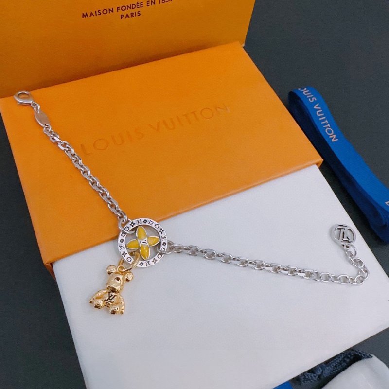 LV Cuban Chain Link Bracelet Silver - Replica 1:1 UA view