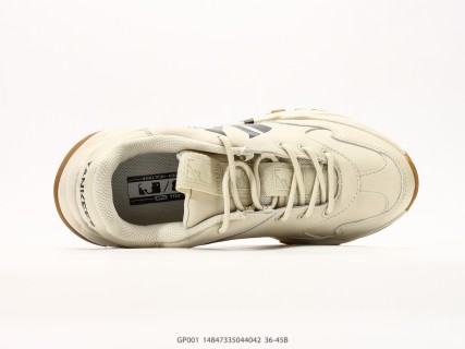 MLB Chunky Liner New York Yankees Cream Navy Chunky Sneaker view 3