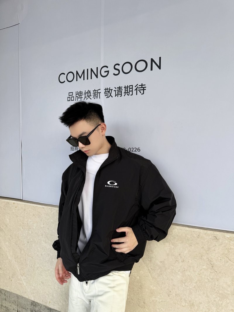 Balenciaga Logo Windbreaker Black White view