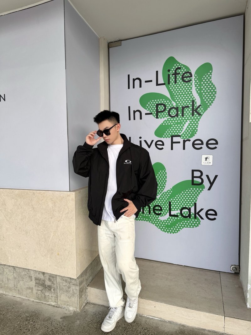 Balenciaga Logo Windbreaker Black White view