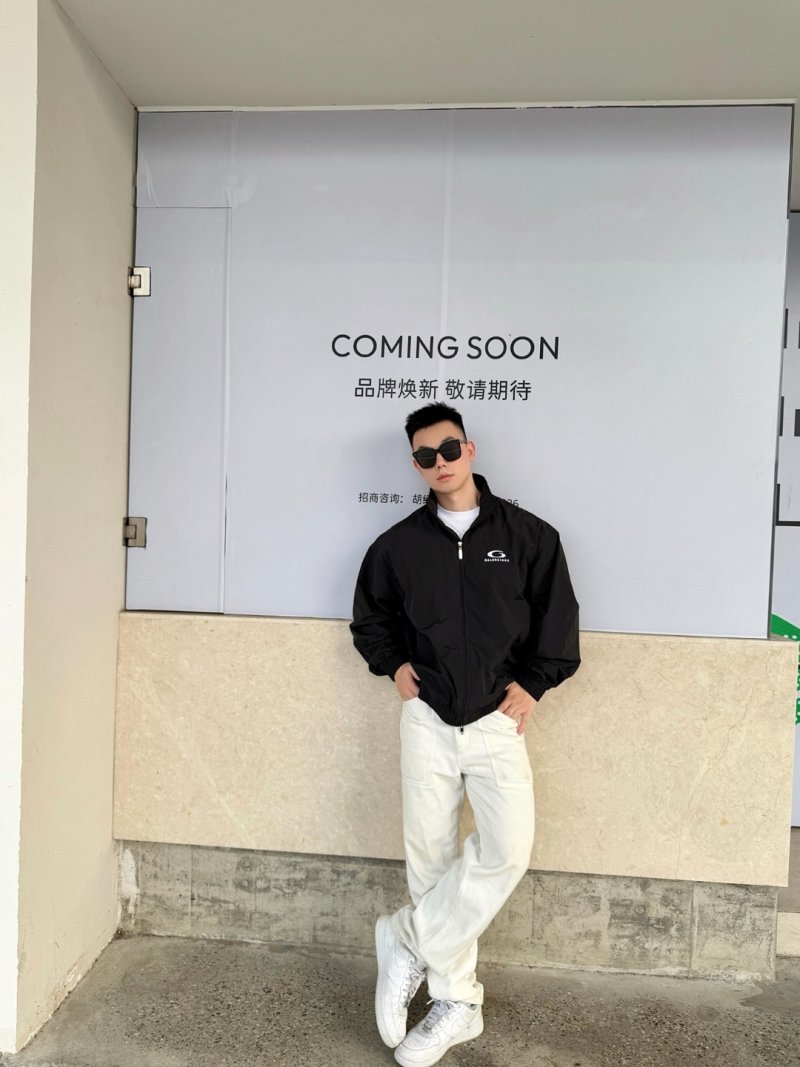 Balenciaga Logo Windbreaker Black White view