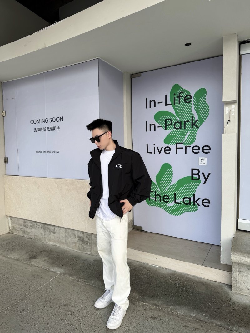 Balenciaga Logo Windbreaker Black White view