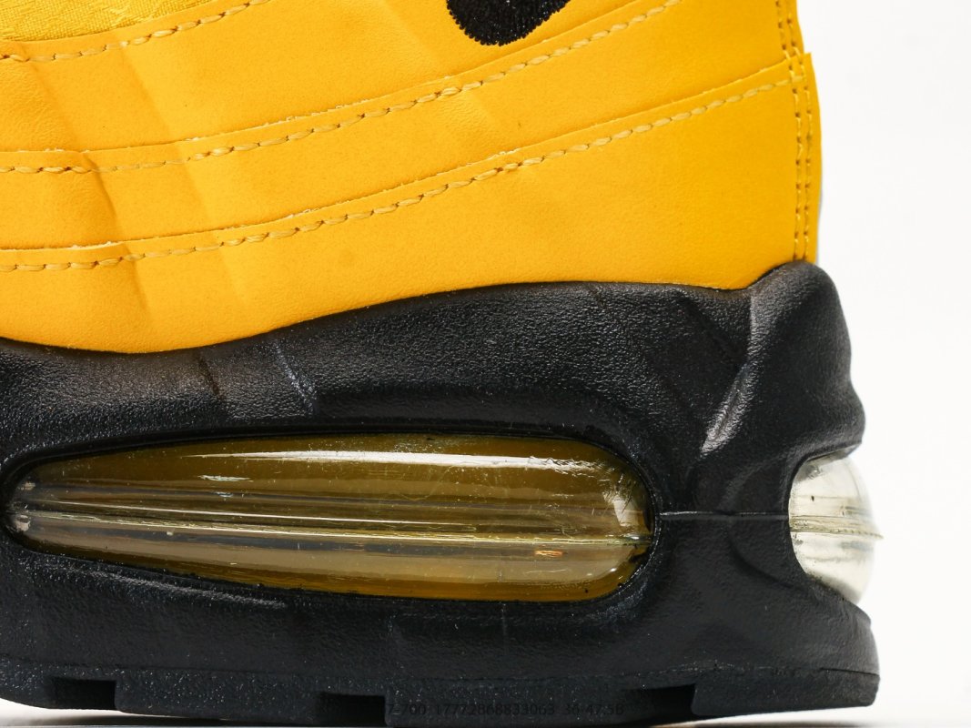Nike Air Max 95 OG Yellow Black Replica Sneaker view