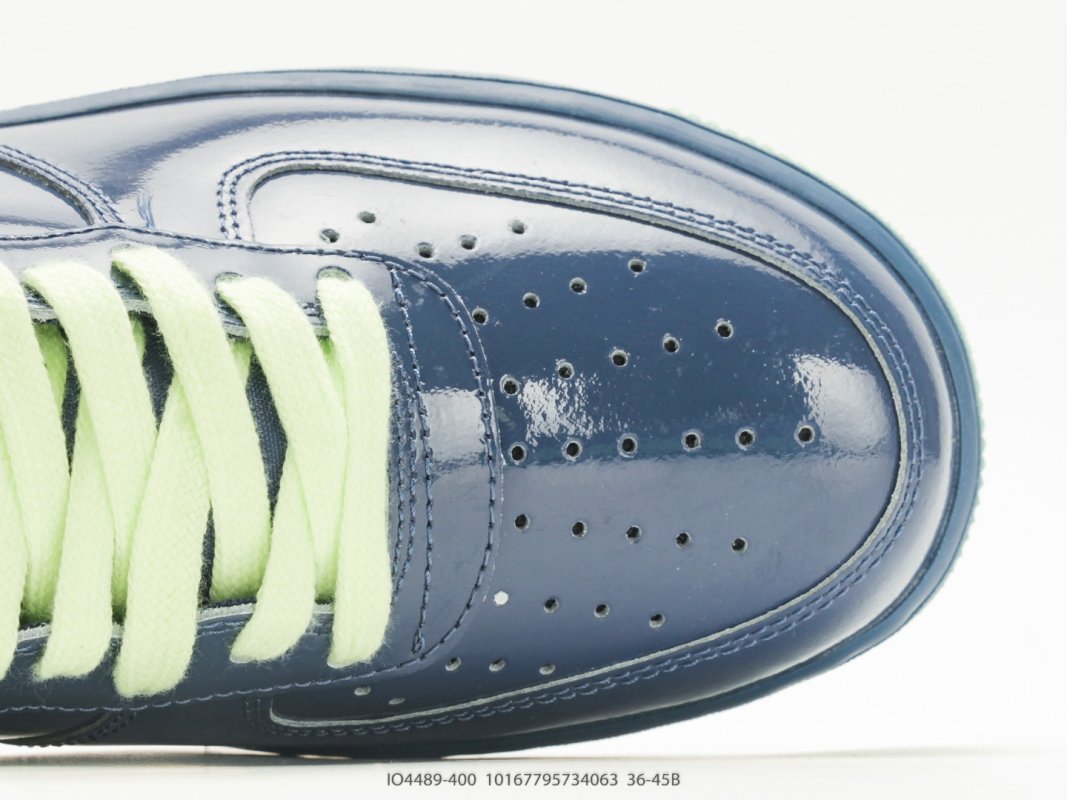 Nike Air Force 1 '07 Low Patent Navy Purple Glow IO4489-400 view