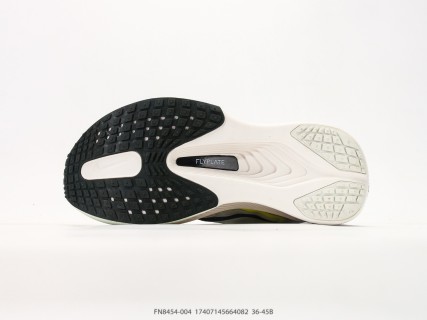 Nike ZoomX Invincible Run Flyknit 6 Cream Black Volt view 4