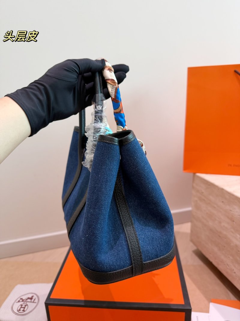 Hermès Garden Party 30 Navy Canvas UA Replica Handbag view