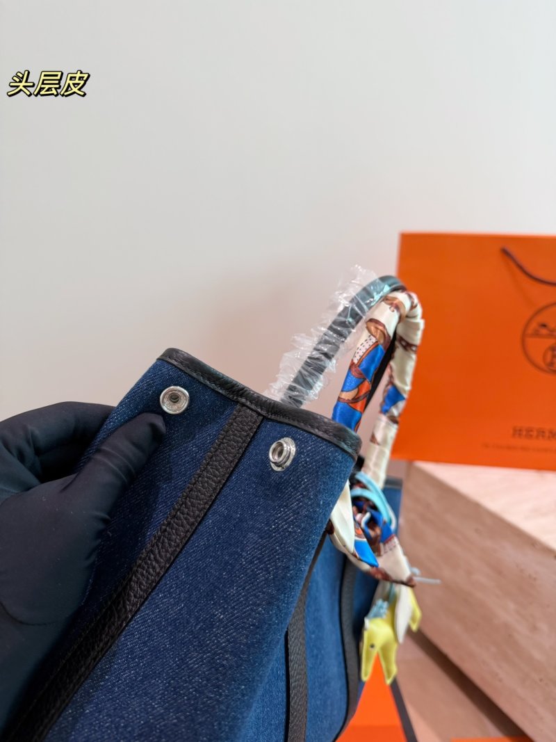 Hermès Garden Party 30 Navy Canvas UA Replica Handbag view