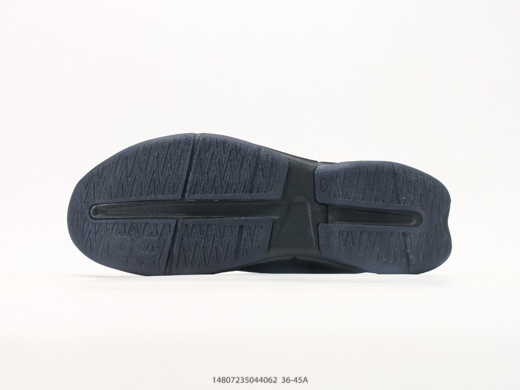 On Cloudnova Moon Black Hiking Running Sneaker view