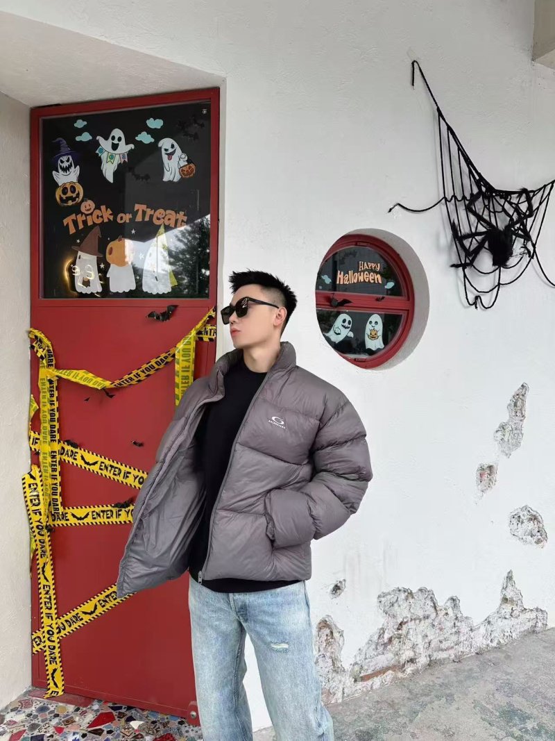 Oakley Grey Puffer Jacket UA Replica view
