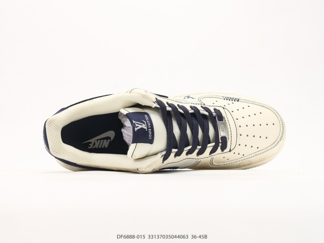 Nike Air Force 1 '07 LV8 Cream Navy Monogram Low view