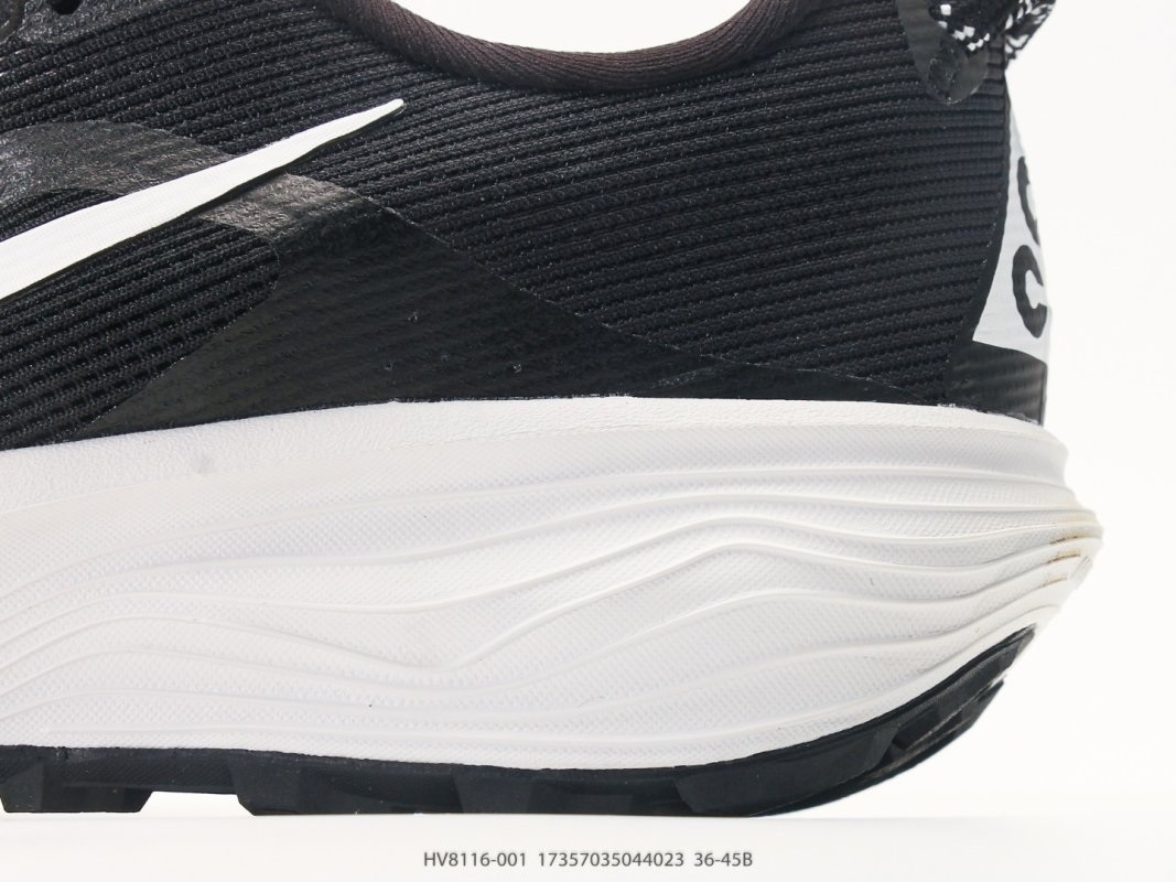 Nike ACG Zegama Trail Black White Running Shoe view