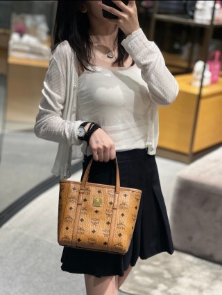 Louis Vuitton Monogram Tote Bag Brown Gold Hardware view 4