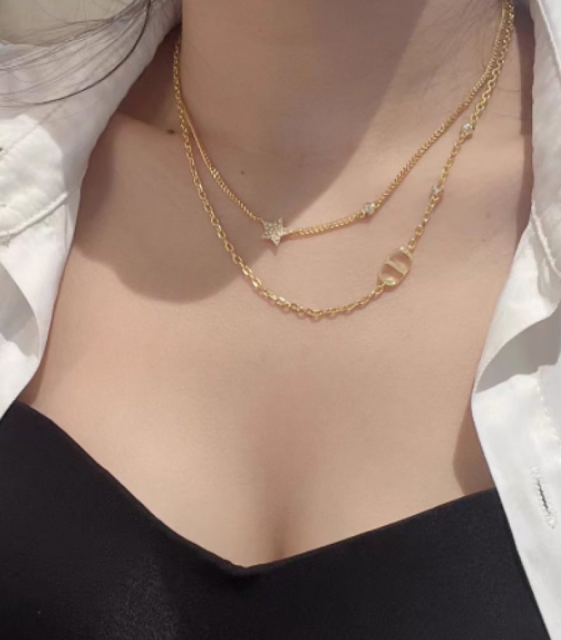Dior CD Letter Double Layer Five Star Crystal Lock Collarbone Chain view
