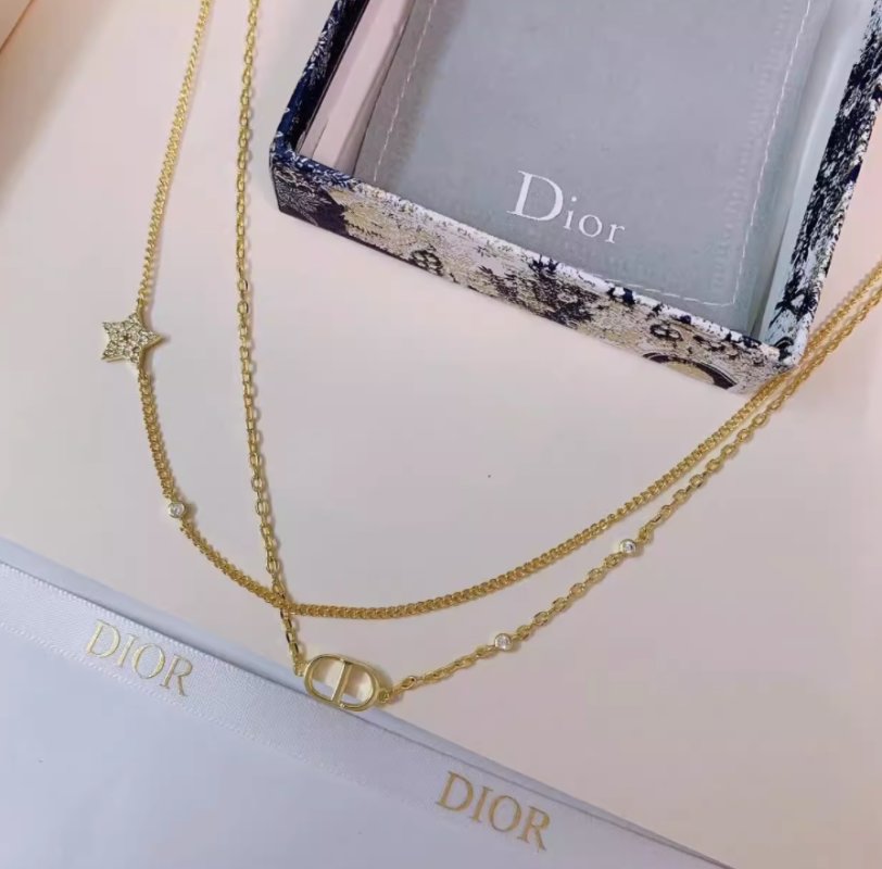 Dior CD Letter Double Layer Five Star Crystal Lock Collarbone Chain view