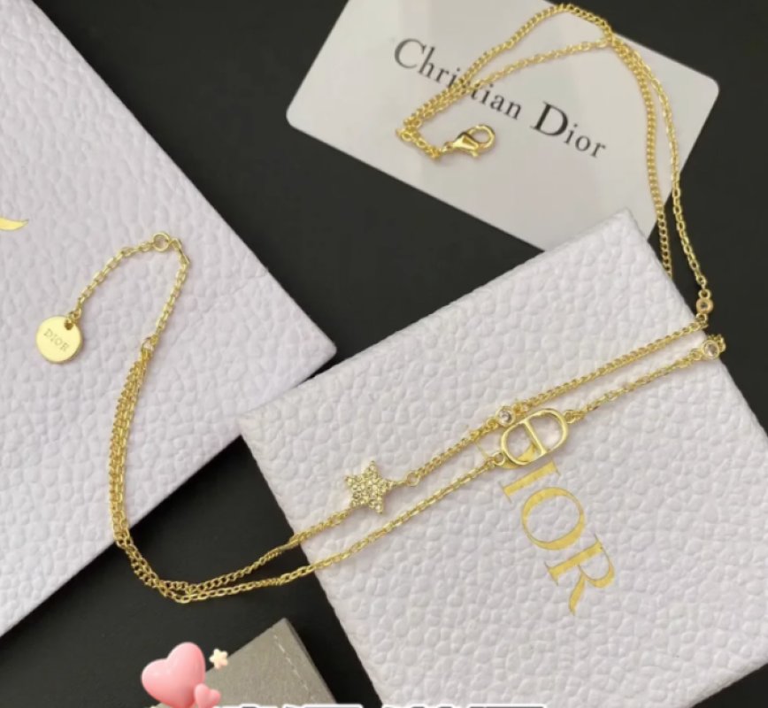 Dior CD Letter Double Layer Five Star Crystal Lock Collarbone Chain view