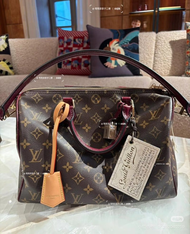 Louis Vuitton Speedy 30 Monogram Canvas Burgundy Handle UA Replica view