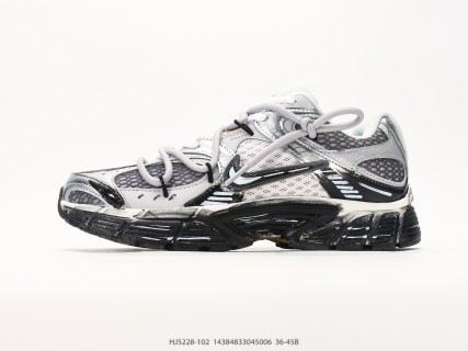 Nike V2K Run White Black Chunky Sneaker Replica