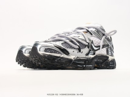 Nike V2K Run White Black Chunky Sneaker Replica view 5