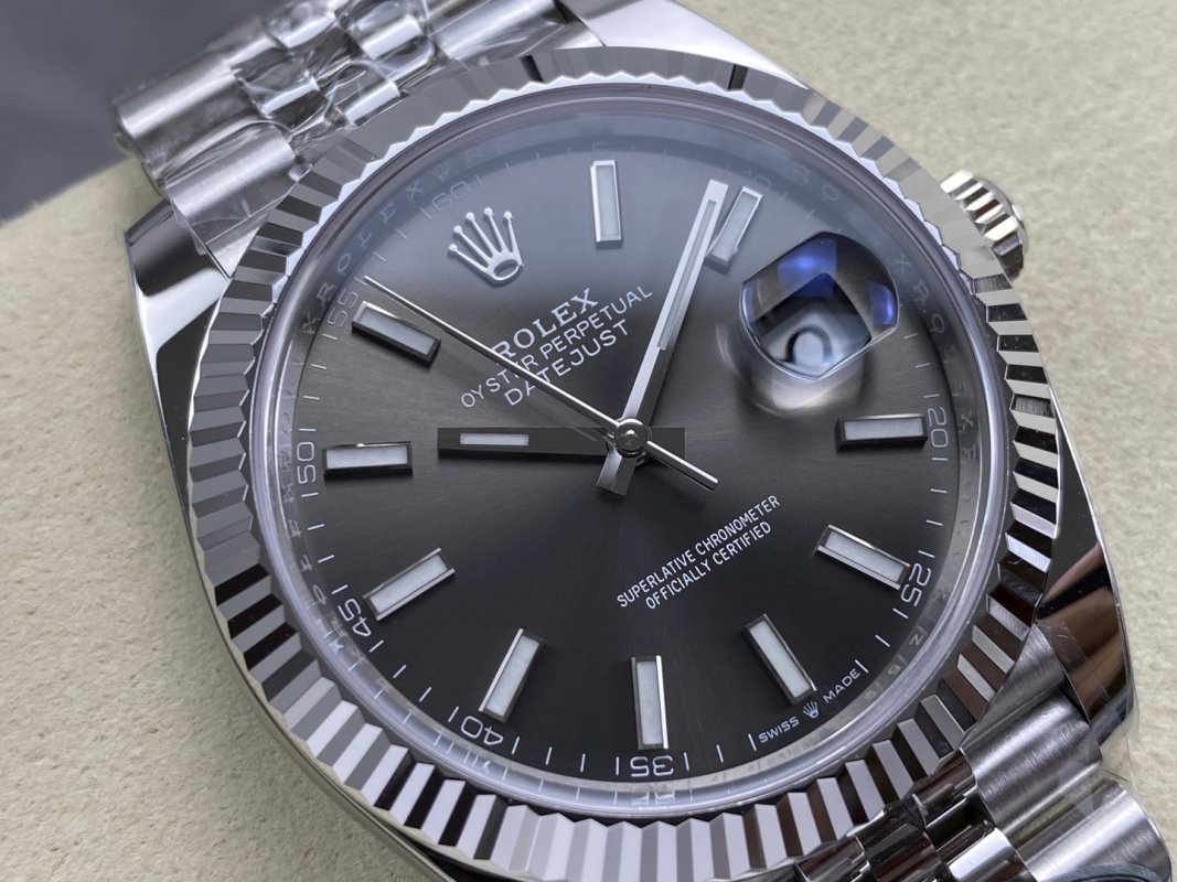 Rolex Datejust 41mm Black Dial Steel Watch UA Rep view