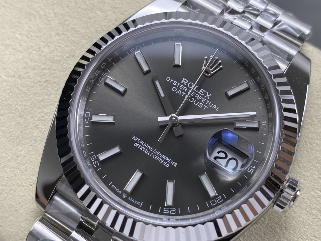 Rolex Datejust 41mm Black Dial Steel Watch UA Rep view