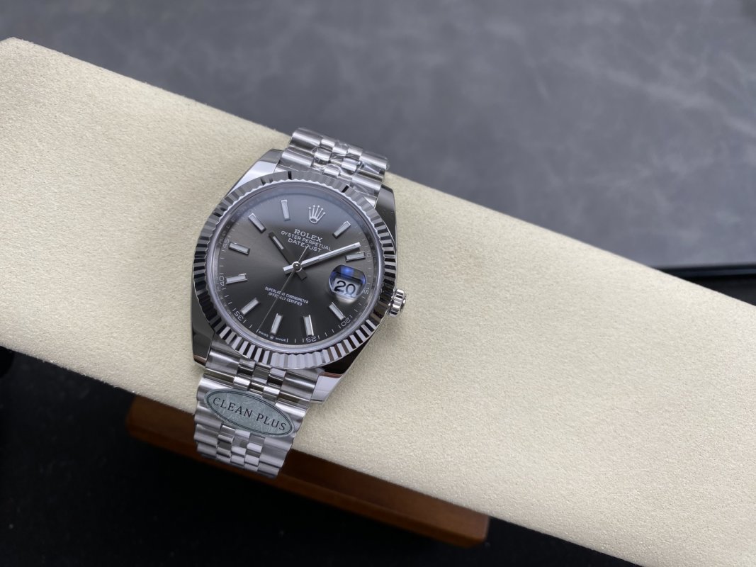 Rolex Datejust 41mm Black Dial Steel Watch UA Rep view